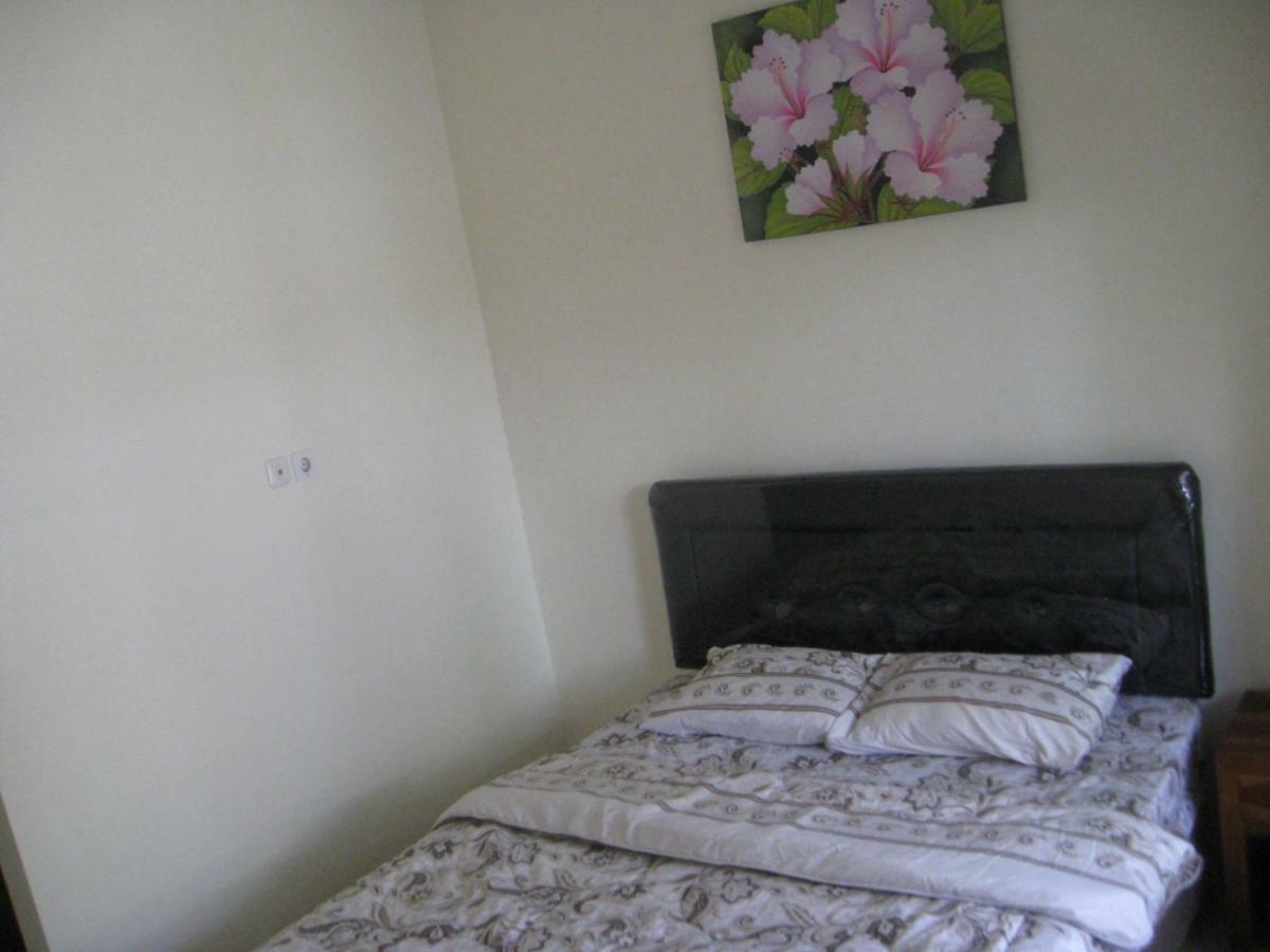 Erwin'S Guest Room Sanur  Exterior photo