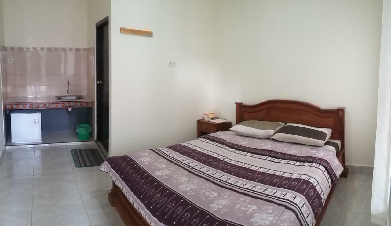 Erwin'S Guest Room Sanur  Exterior photo